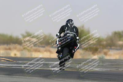 media/Mar-28-2022-Superbike Trackdays (Mon) [[b8603d0f67]]/Open Track Time/Turn 16/